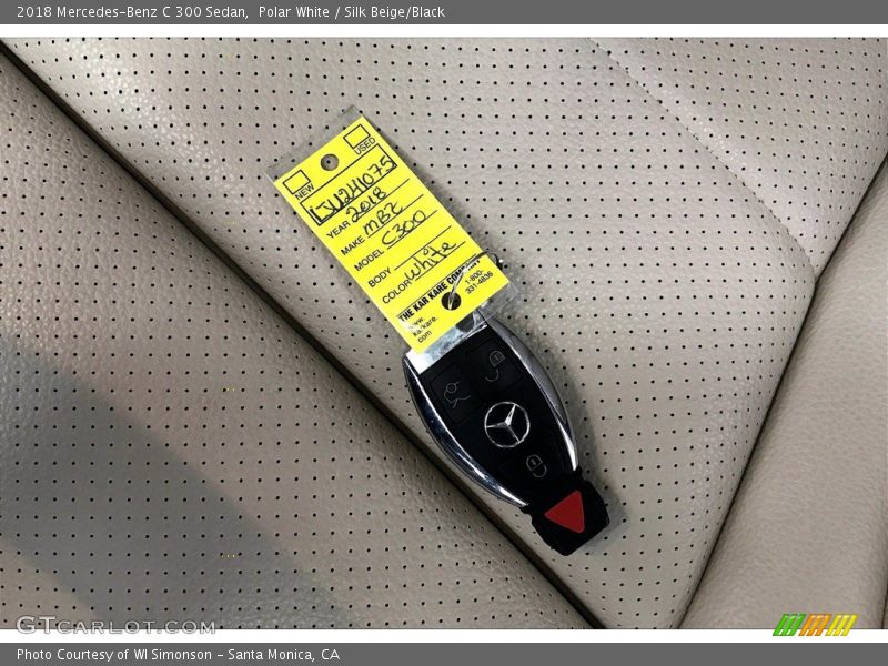 Polar White / Silk Beige/Black 2018 Mercedes-Benz C 300 Sedan