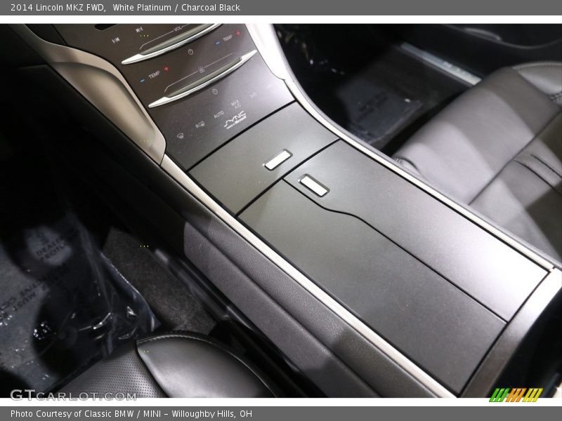 White Platinum / Charcoal Black 2014 Lincoln MKZ FWD
