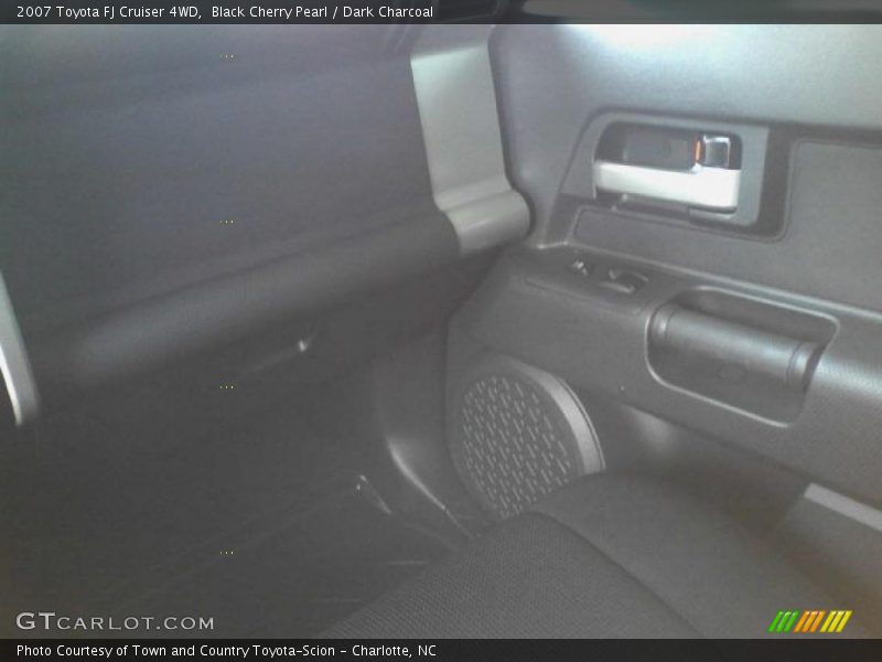 Black Cherry Pearl / Dark Charcoal 2007 Toyota FJ Cruiser 4WD