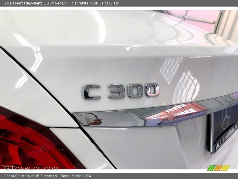 Polar White / Silk Beige/Black 2018 Mercedes-Benz C 300 Sedan