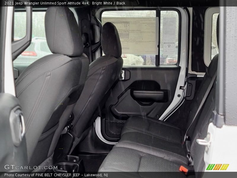 Bright White / Black 2021 Jeep Wrangler Unlimited Sport Altitude 4x4