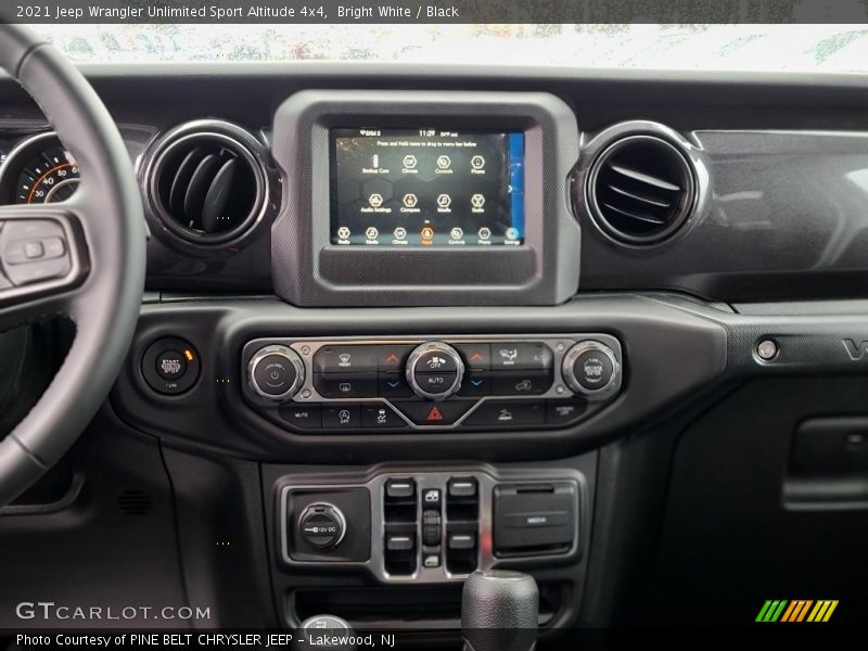 Bright White / Black 2021 Jeep Wrangler Unlimited Sport Altitude 4x4