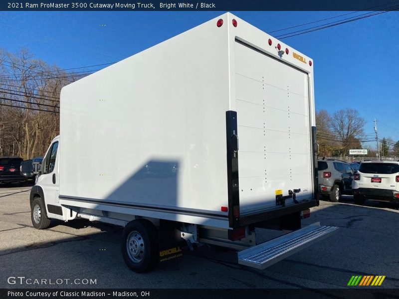 Bright White / Black 2021 Ram ProMaster 3500 Cutaway Moving Truck