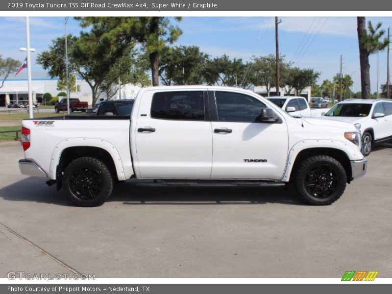 Super White / Graphite 2019 Toyota Tundra TSS Off Road CrewMax 4x4