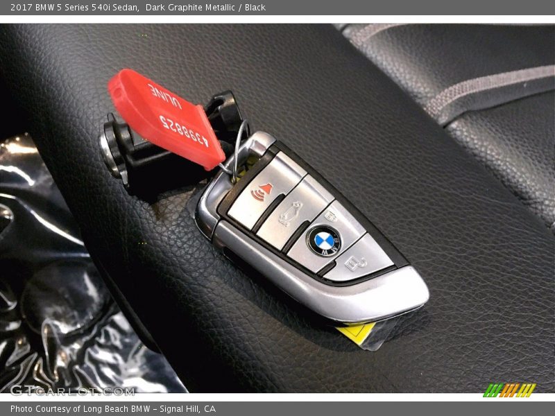 Dark Graphite Metallic / Black 2017 BMW 5 Series 540i Sedan