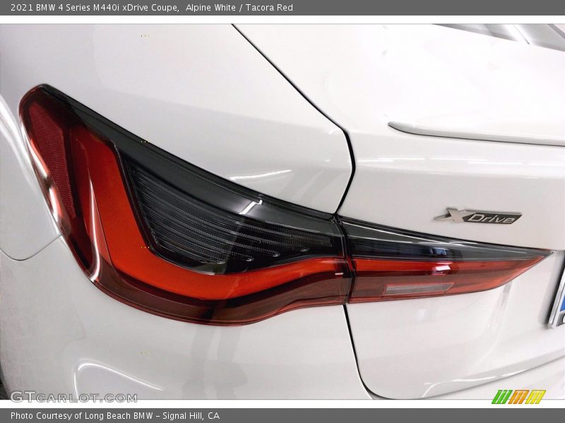 Alpine White / Tacora Red 2021 BMW 4 Series M440i xDrive Coupe