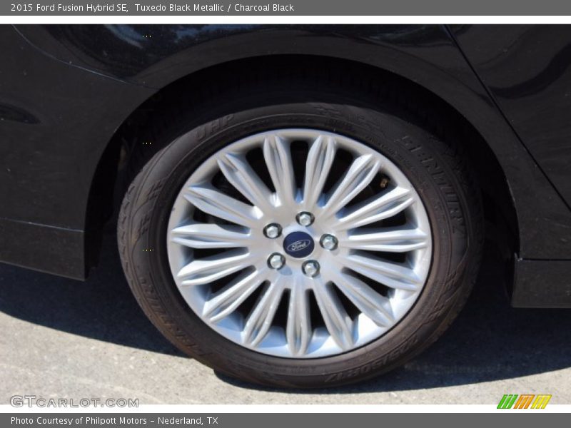 Tuxedo Black Metallic / Charcoal Black 2015 Ford Fusion Hybrid SE