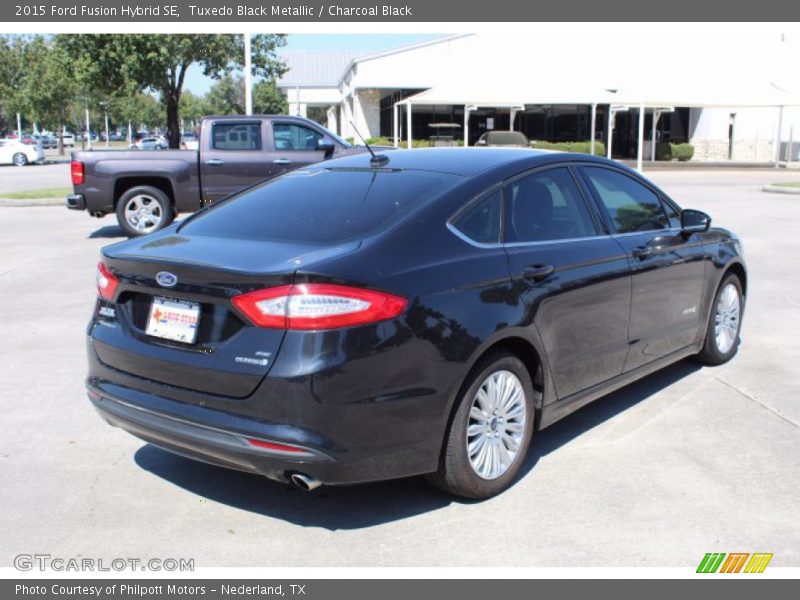 Tuxedo Black Metallic / Charcoal Black 2015 Ford Fusion Hybrid SE