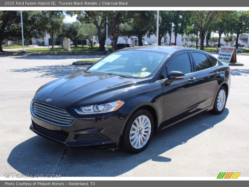 Tuxedo Black Metallic / Charcoal Black 2015 Ford Fusion Hybrid SE
