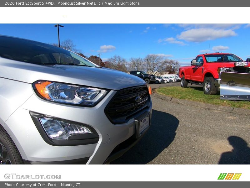 Moondust Silver Metallic / Medium Light Stone 2020 Ford EcoSport S 4WD