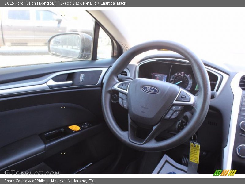 Tuxedo Black Metallic / Charcoal Black 2015 Ford Fusion Hybrid SE
