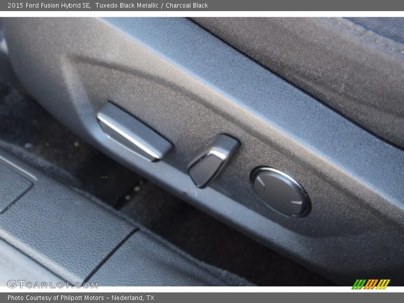 Tuxedo Black Metallic / Charcoal Black 2015 Ford Fusion Hybrid SE