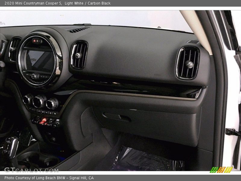 Light White / Carbon Black 2020 Mini Countryman Cooper S