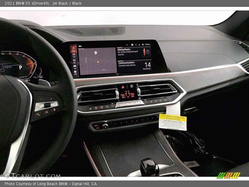 Jet Black / Black 2021 BMW X5 sDrive40i