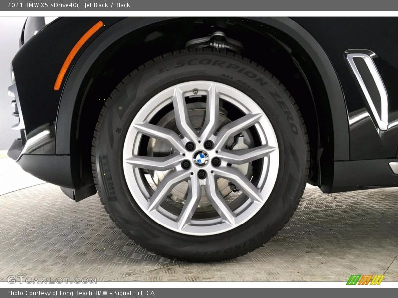 Jet Black / Black 2021 BMW X5 sDrive40i