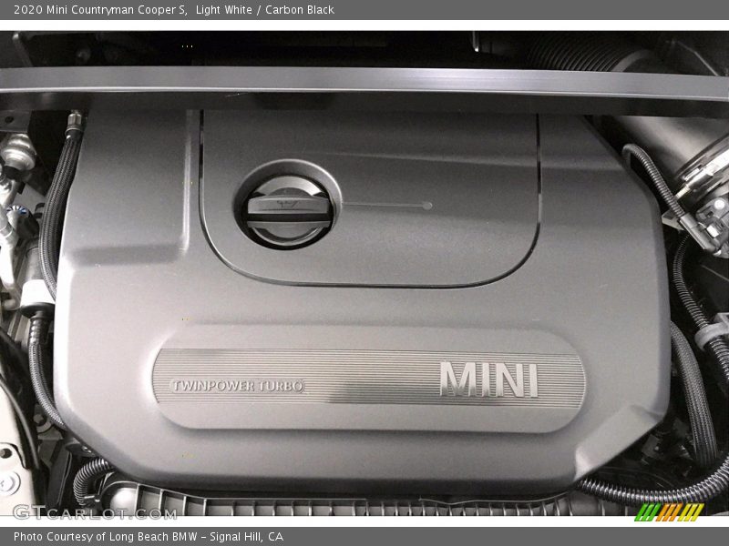Light White / Carbon Black 2020 Mini Countryman Cooper S