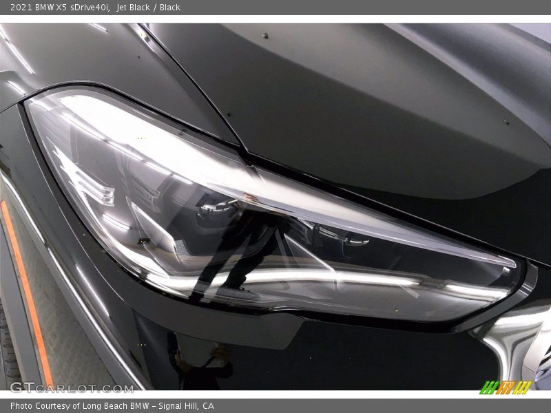 Jet Black / Black 2021 BMW X5 sDrive40i
