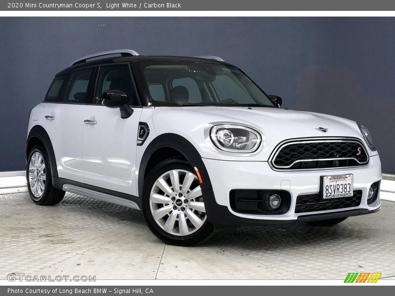 Light White / Carbon Black 2020 Mini Countryman Cooper S
