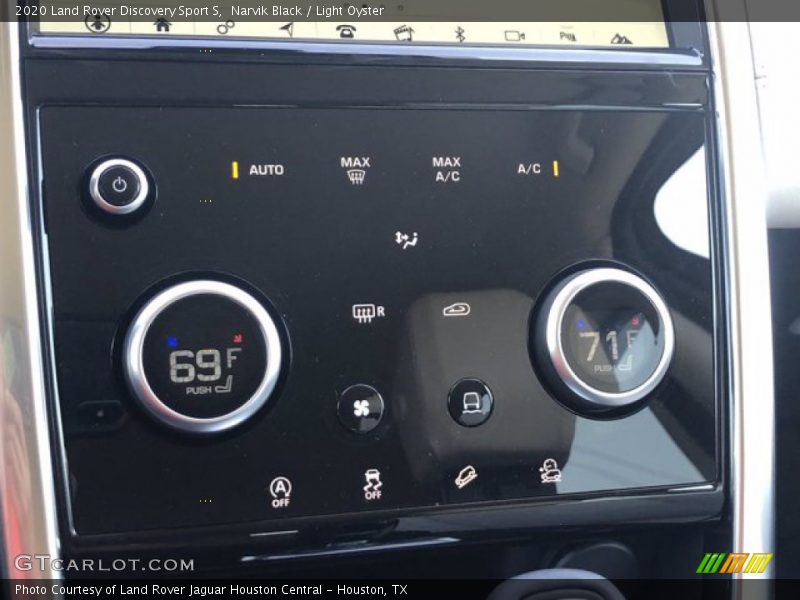 Narvik Black / Light Oyster 2020 Land Rover Discovery Sport S