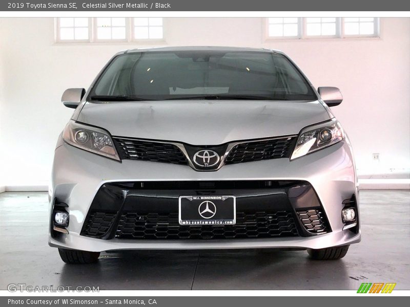 Celestial Silver Metallic / Black 2019 Toyota Sienna SE