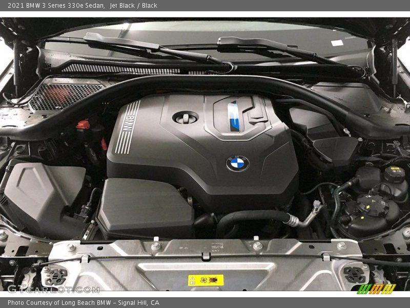 Jet Black / Black 2021 BMW 3 Series 330e Sedan