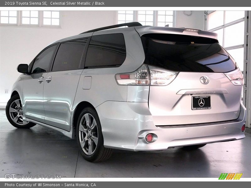 Celestial Silver Metallic / Black 2019 Toyota Sienna SE