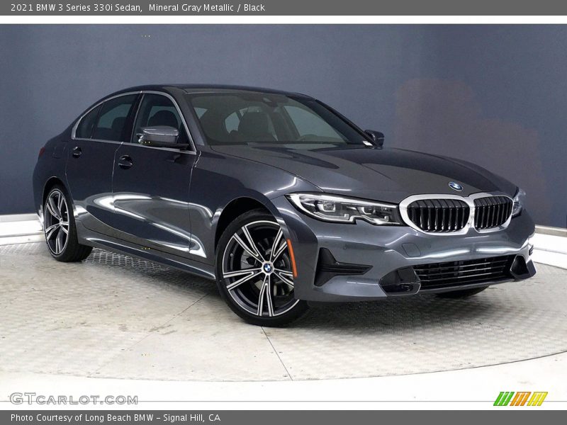 Front 3/4 View of 2021 3 Series 330i Sedan