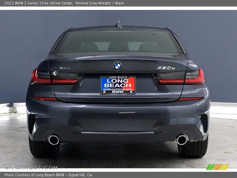 Mineral Gray Metallic / Black 2021 BMW 3 Series 330e xDrive Sedan