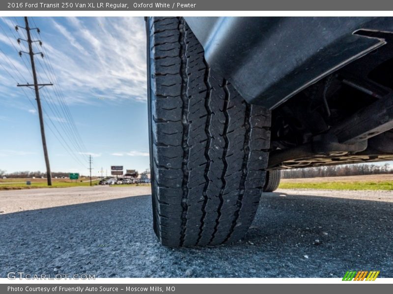 Oxford White / Pewter 2016 Ford Transit 250 Van XL LR Regular