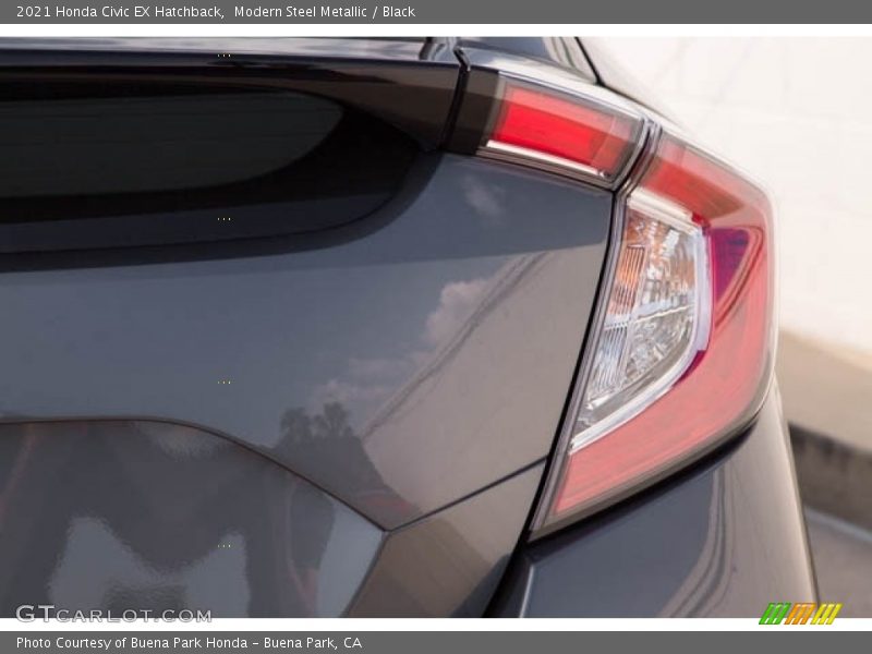 Modern Steel Metallic / Black 2021 Honda Civic EX Hatchback