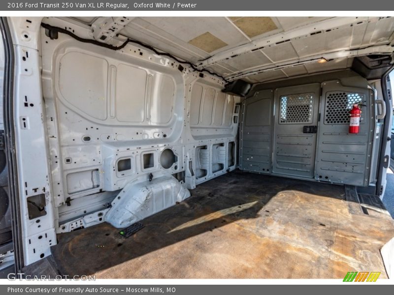Oxford White / Pewter 2016 Ford Transit 250 Van XL LR Regular