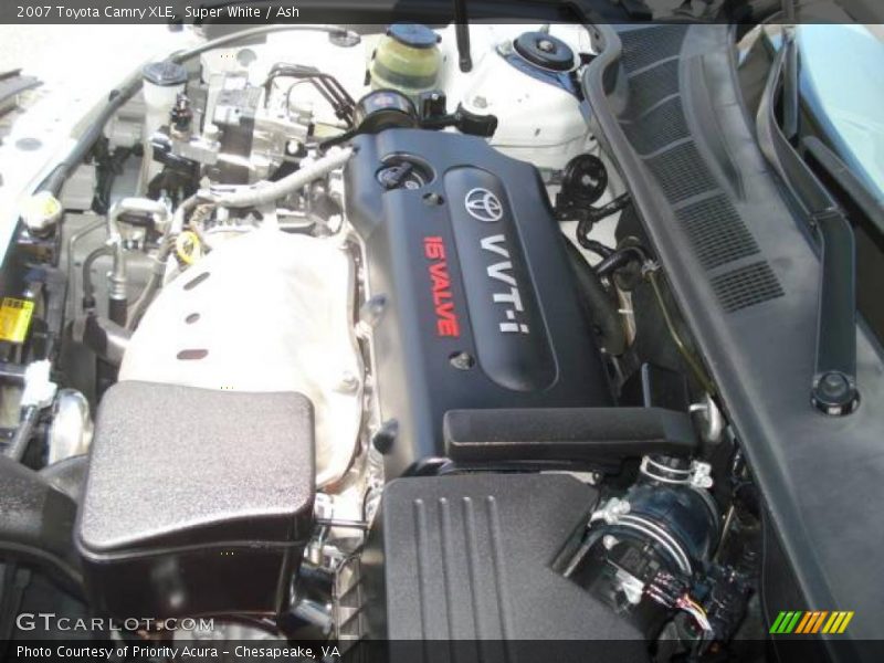 Super White / Ash 2007 Toyota Camry XLE