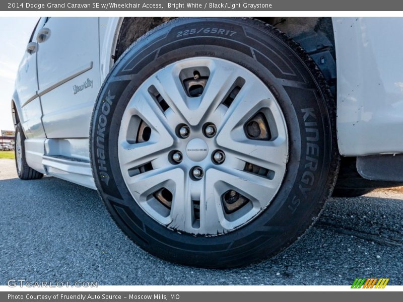  2014 Grand Caravan SE w/Wheelchair Access Wheel