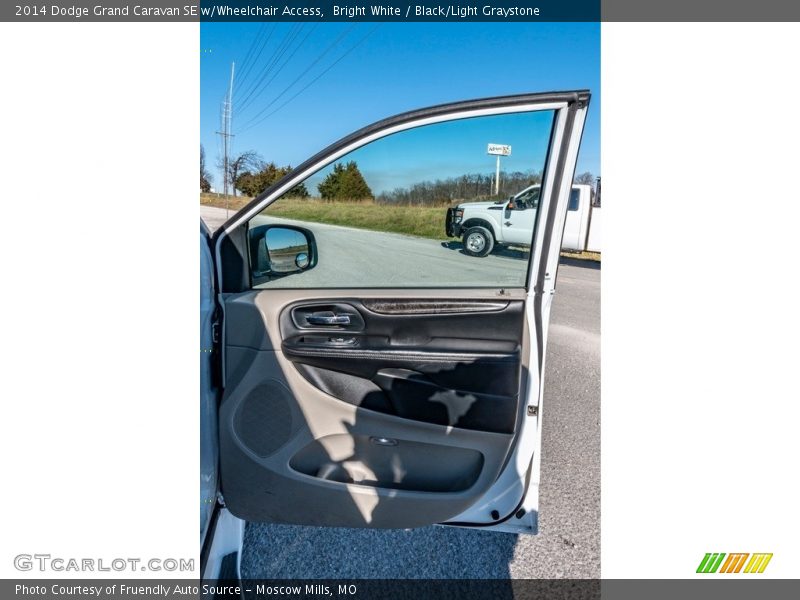 Bright White / Black/Light Graystone 2014 Dodge Grand Caravan SE w/Wheelchair Access