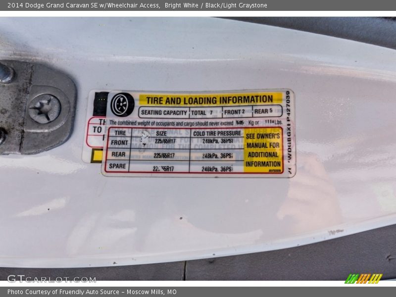 Bright White / Black/Light Graystone 2014 Dodge Grand Caravan SE w/Wheelchair Access