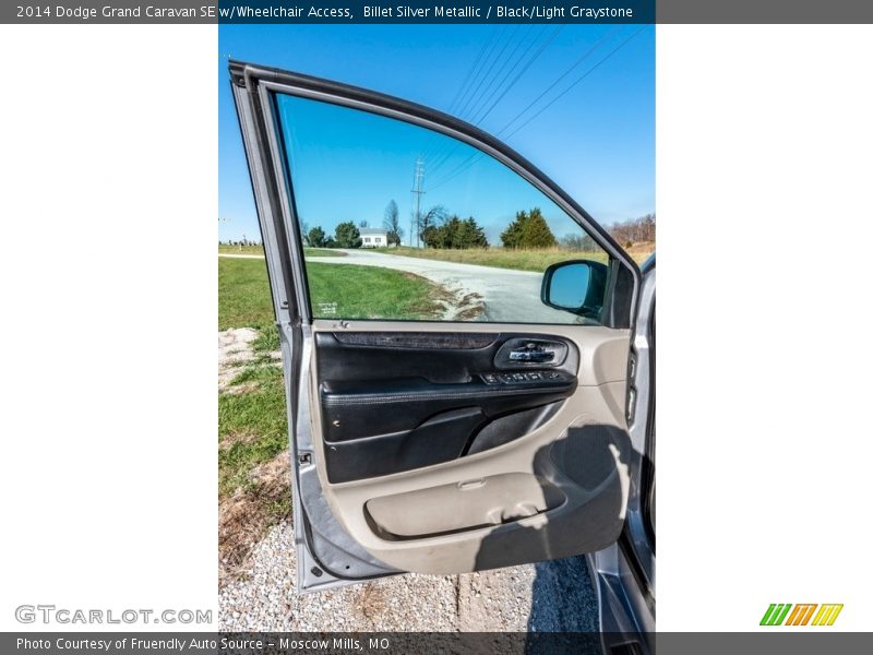 Billet Silver Metallic / Black/Light Graystone 2014 Dodge Grand Caravan SE w/Wheelchair Access