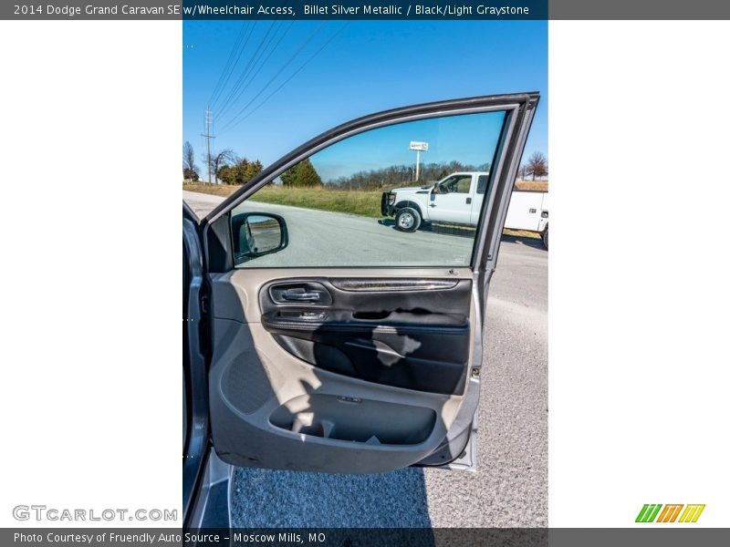 Billet Silver Metallic / Black/Light Graystone 2014 Dodge Grand Caravan SE w/Wheelchair Access