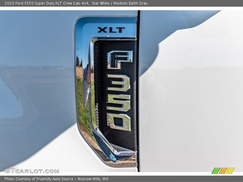  2020 F350 Super Duty XLT Crew Cab 4x4 Logo