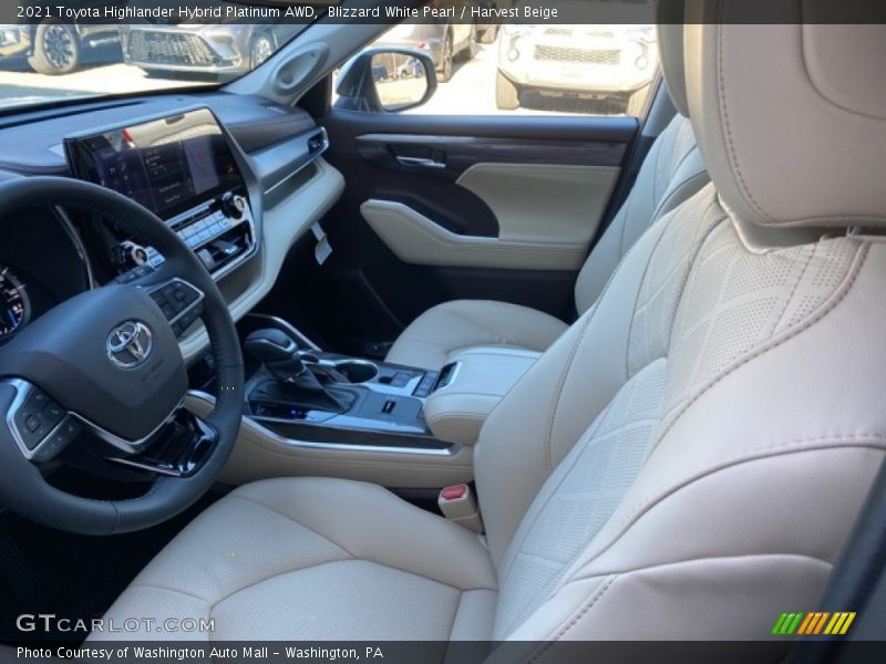 Front Seat of 2021 Highlander Hybrid Platinum AWD