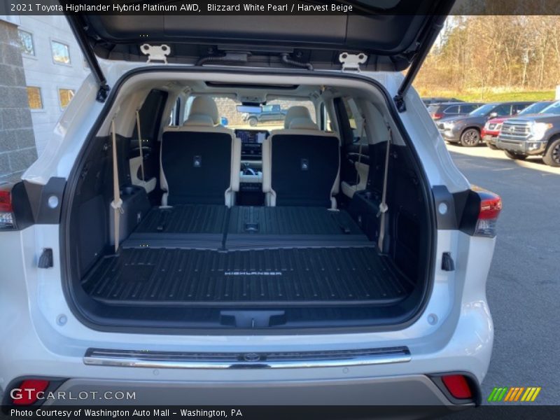  2021 Highlander Hybrid Platinum AWD Trunk