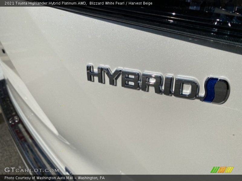  2021 Highlander Hybrid Platinum AWD Logo