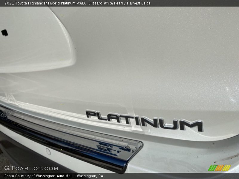  2021 Highlander Hybrid Platinum AWD Logo