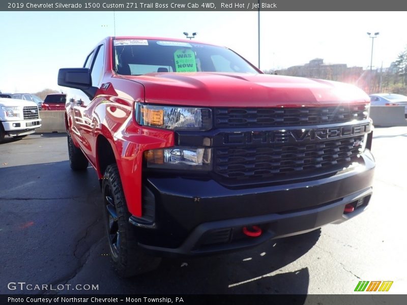 Red Hot / Jet Black 2019 Chevrolet Silverado 1500 Custom Z71 Trail Boss Crew Cab 4WD