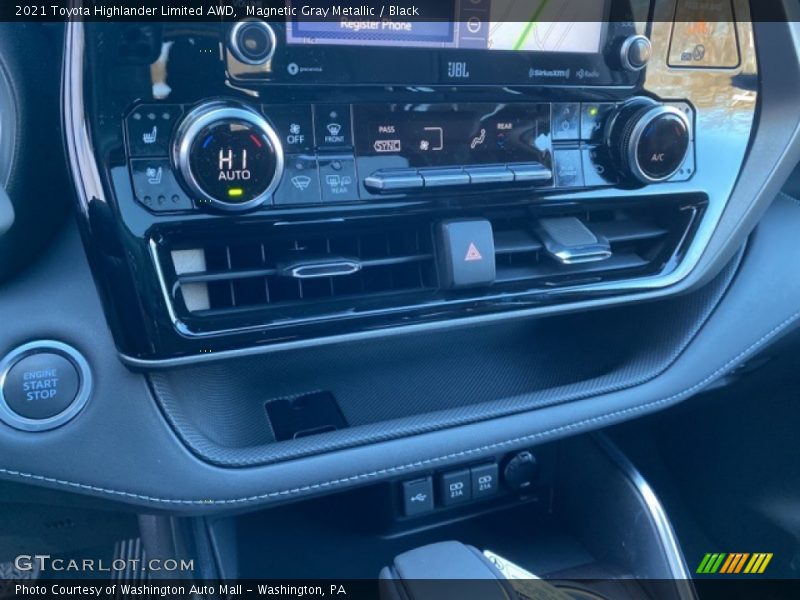 Magnetic Gray Metallic / Black 2021 Toyota Highlander Limited AWD