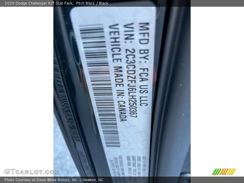 Pitch Black / Black 2020 Dodge Challenger R/T Scat Pack