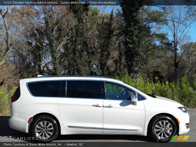 Luxury White Pearl / Deep Mocha/Black 2020 Chrysler Pacifica Hybrid Limited