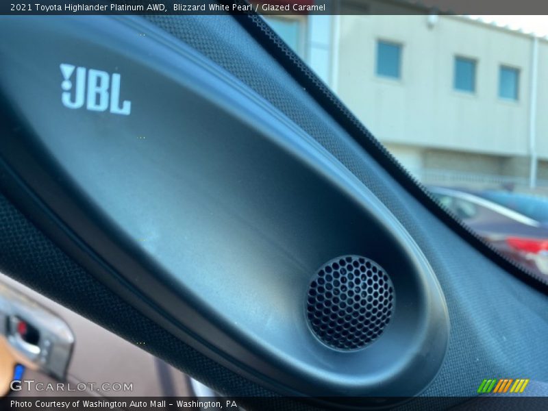 Blizzard White Pearl / Glazed Caramel 2021 Toyota Highlander Platinum AWD