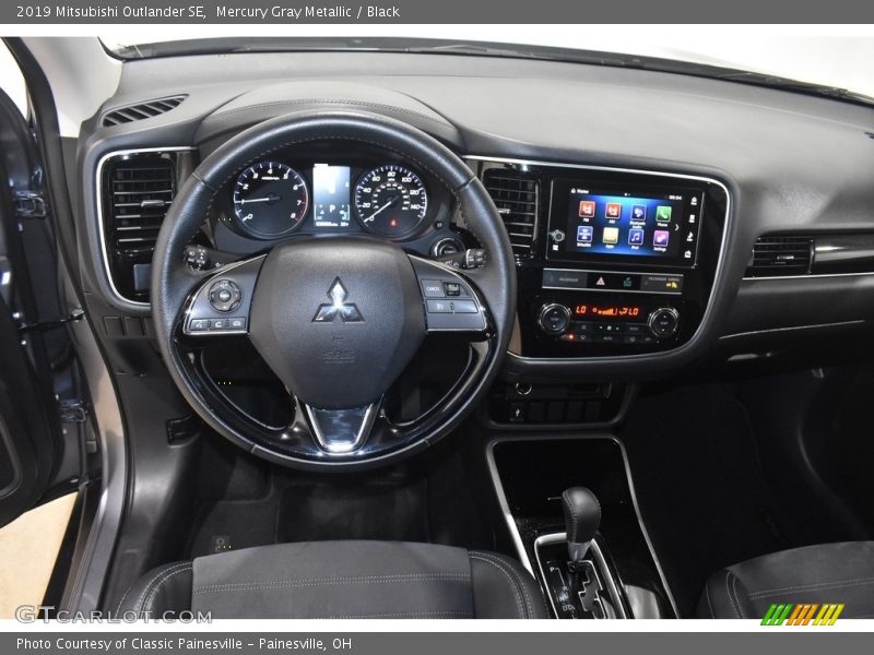 Dashboard of 2019 Outlander SE