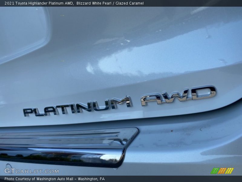 Blizzard White Pearl / Glazed Caramel 2021 Toyota Highlander Platinum AWD