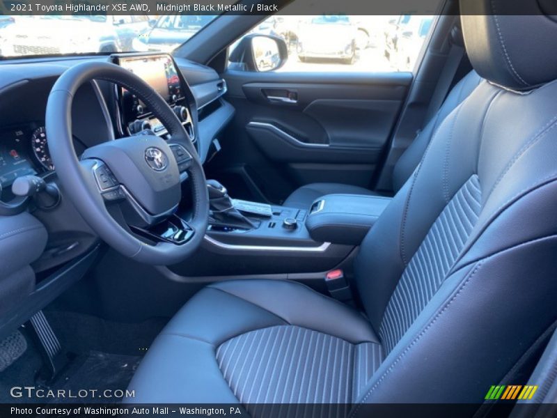 Midnight Black Metallic / Black 2021 Toyota Highlander XSE AWD